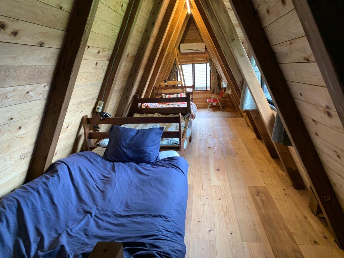 Guesthouse Coco Garage Kirishima Eksteriør billede