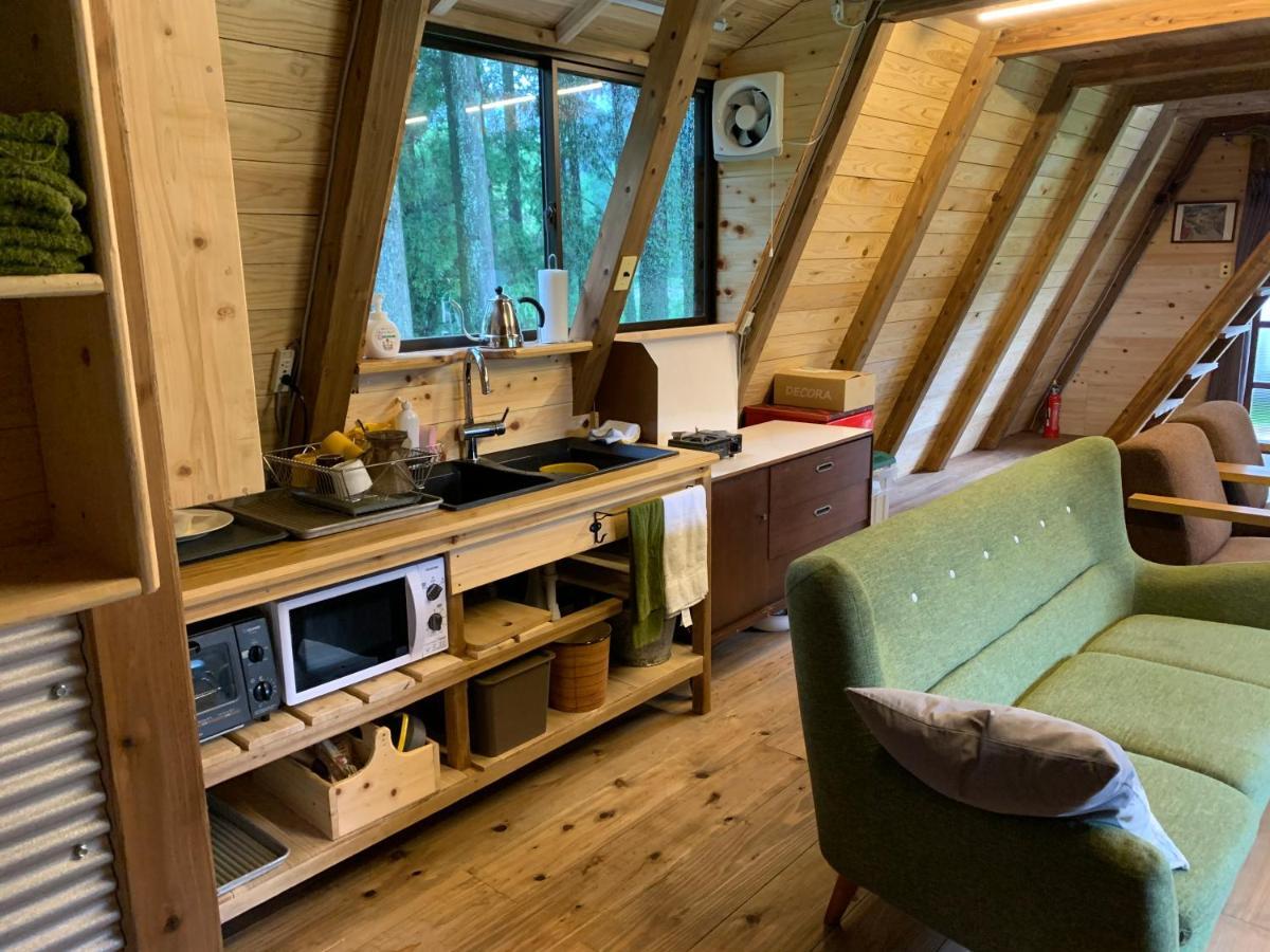 Guesthouse Coco Garage Kirishima Eksteriør billede