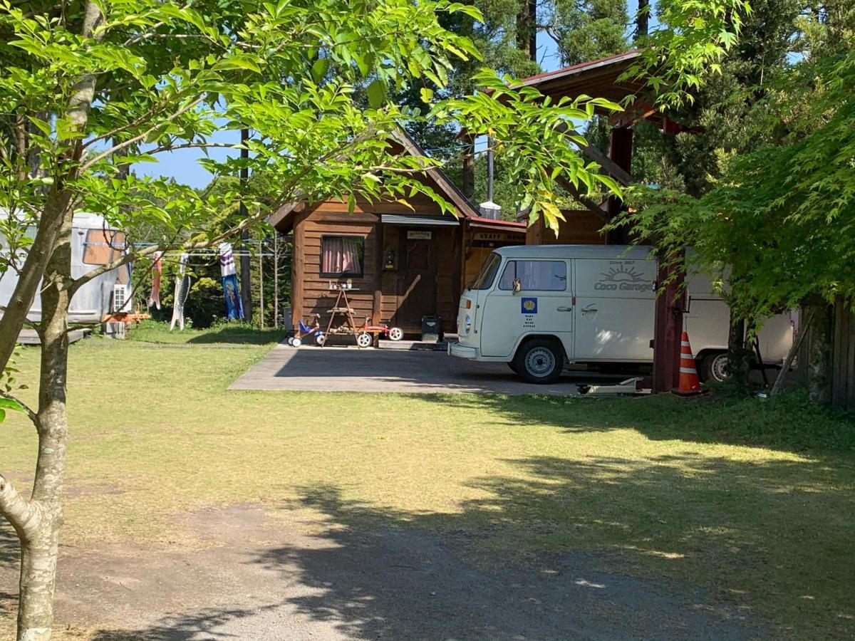 Guesthouse Coco Garage Kirishima Eksteriør billede