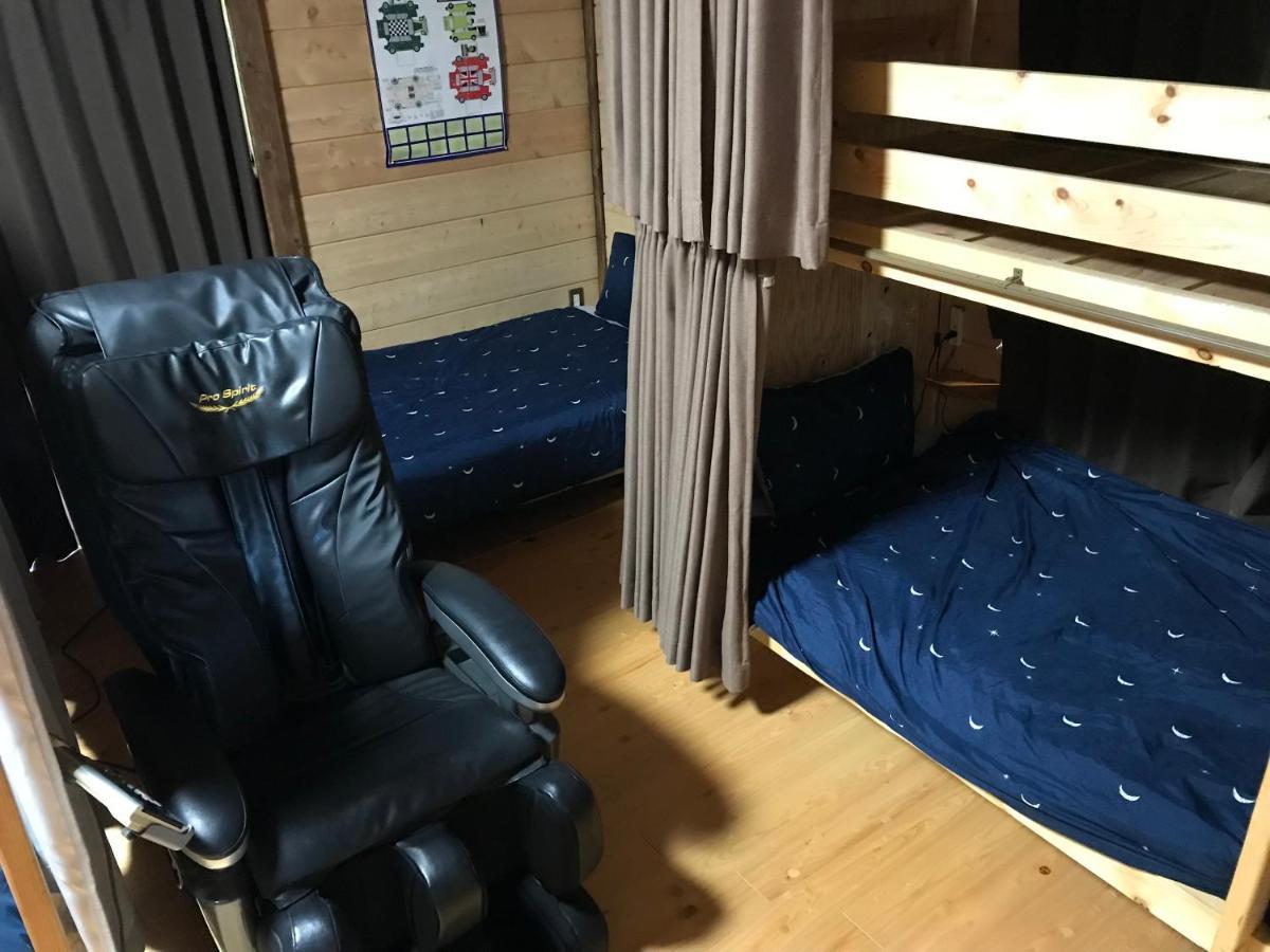 Guesthouse Coco Garage Kirishima Eksteriør billede