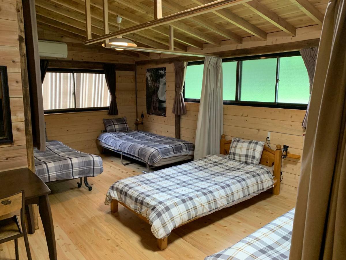 Guesthouse Coco Garage Kirishima Eksteriør billede